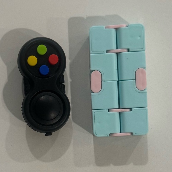 BUNDLE OF 23 Colorful Fidget Toy Set for Kids - Picture 7 of 9